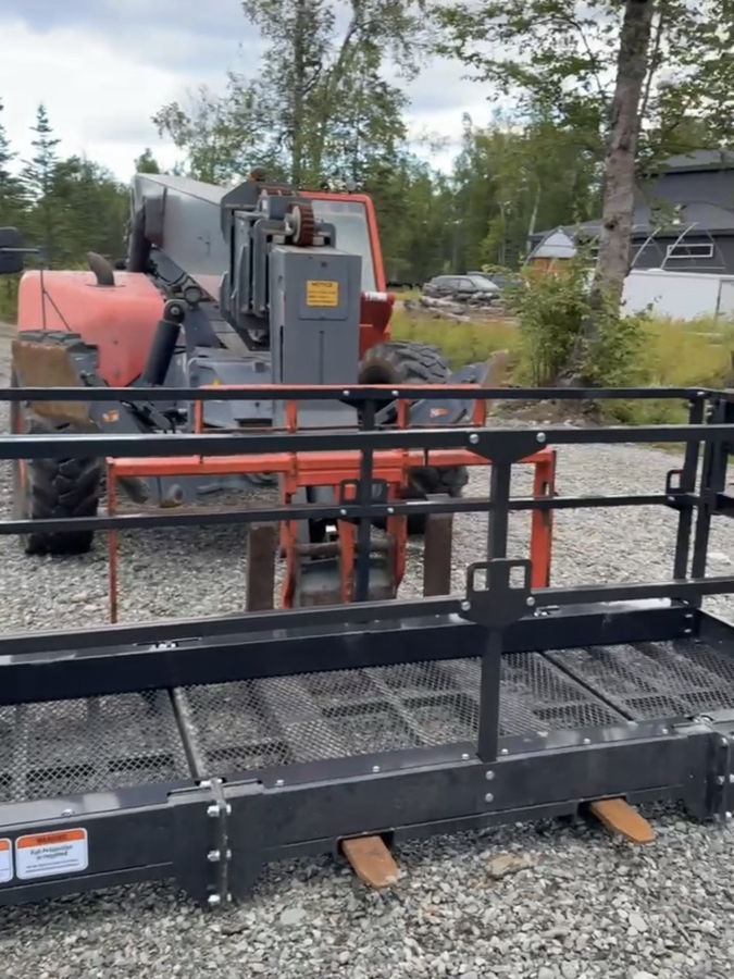 10k telehandler with hvac cab and outriggers 