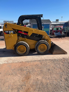 Cat 226 skid steer