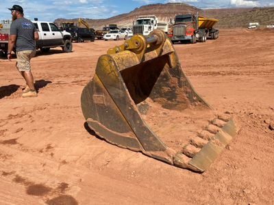 60” Excavator Bucket