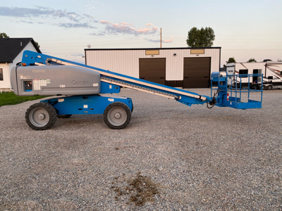 Genie boom lift