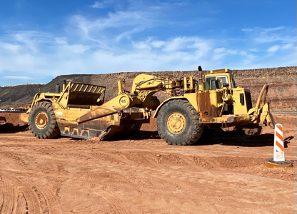 Scraper CAT 637