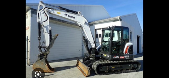 Midi Excavator