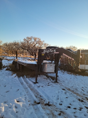 Flat bed