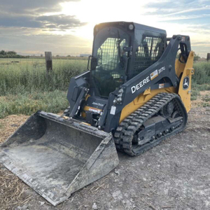 Tracked skid steer