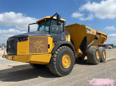 33 cu yds - Haul Truck, Rock Truck