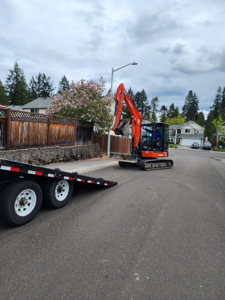 25’ 14,000# Hydraulic tilt trailer