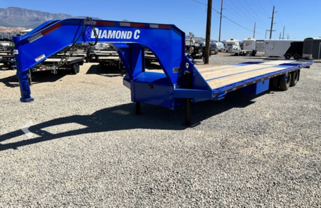35’ Gooseneck Hydraulic Dovetail