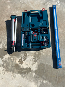 Lazer Level with tripod and measurement rod