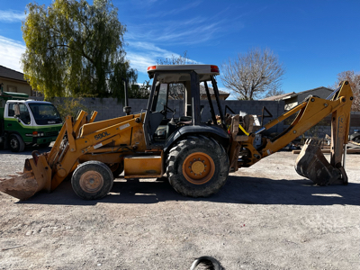 Case 580L