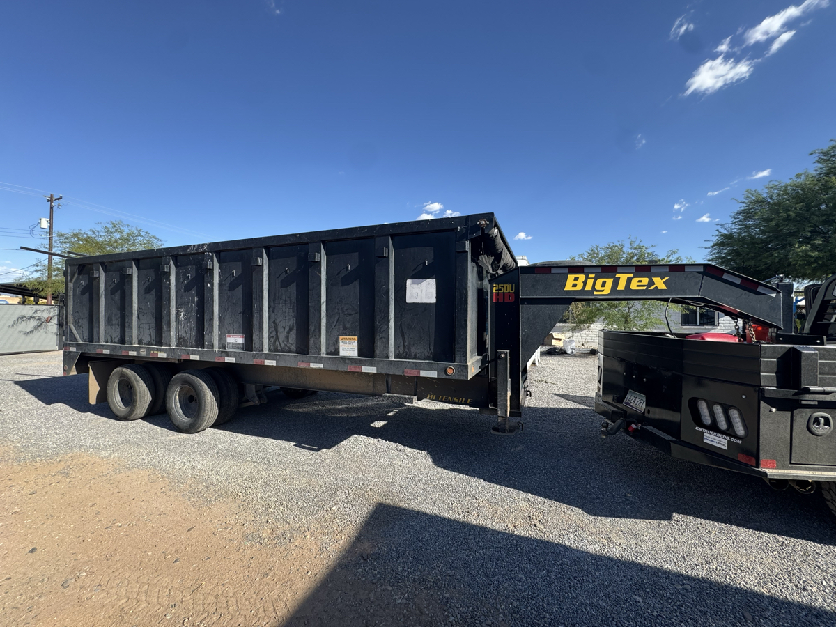 Gooseneck dump trailer (dual tandem axle, heavy-duty)