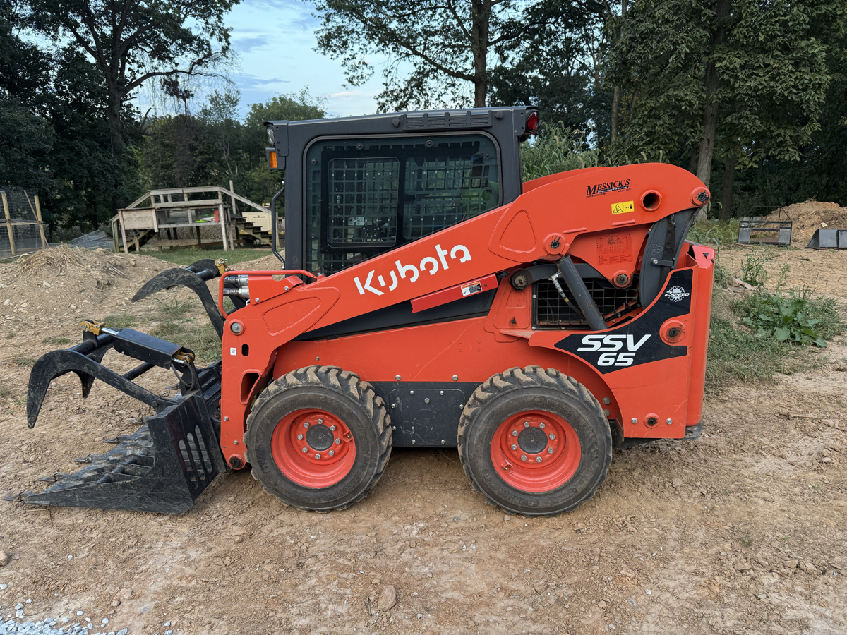 Kubota Skid Steer