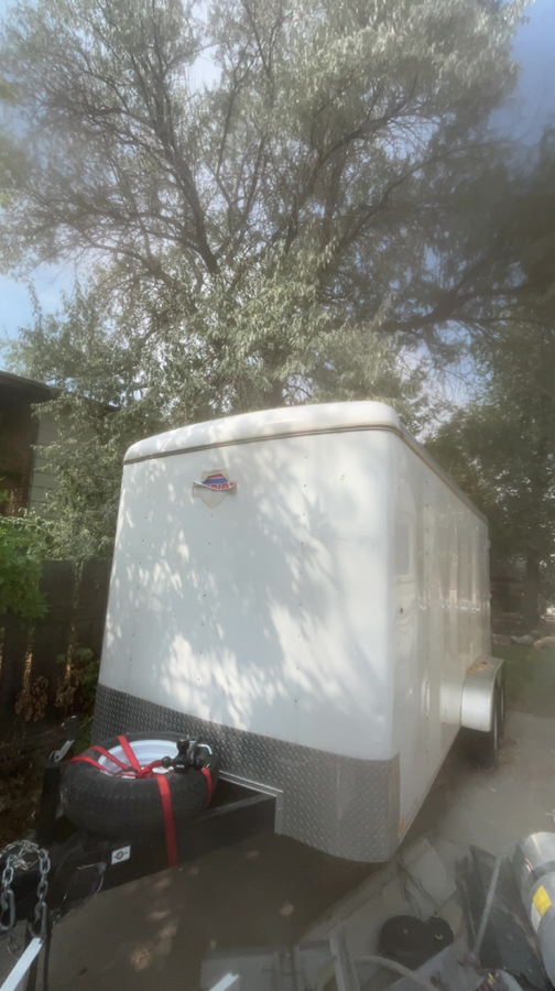 7X16 enclosed trailer NO RAMP