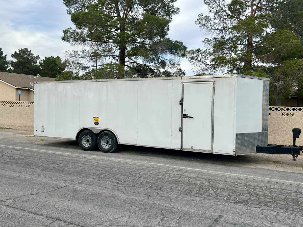 26’ ENCLOSED CARGO MOVING TRAILER TRANSPORT