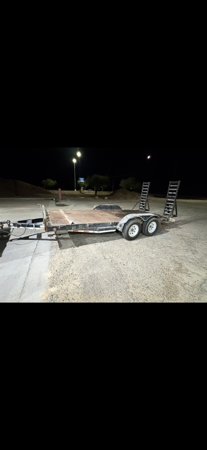 Equipment trailer