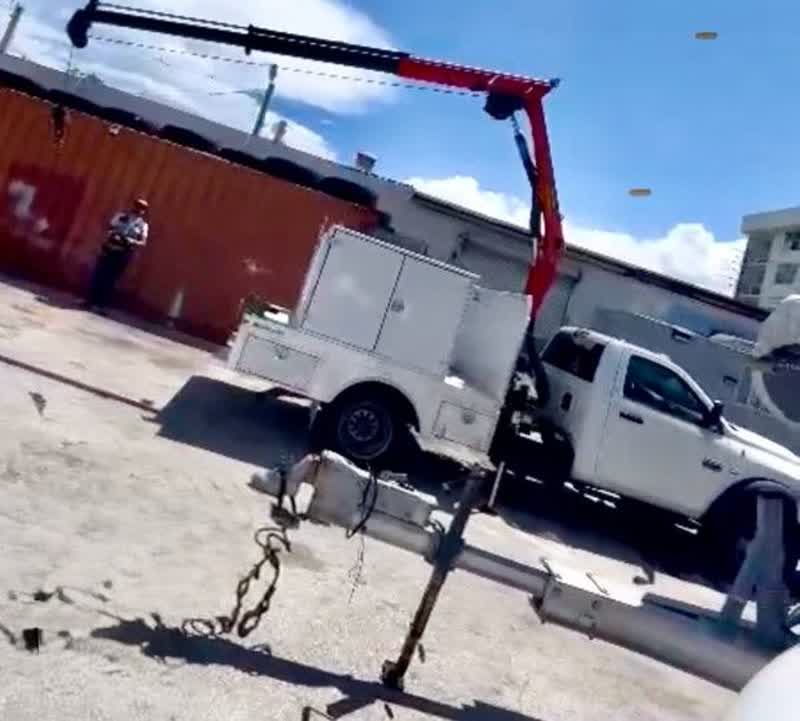 Crane Boom Lift 30 feet