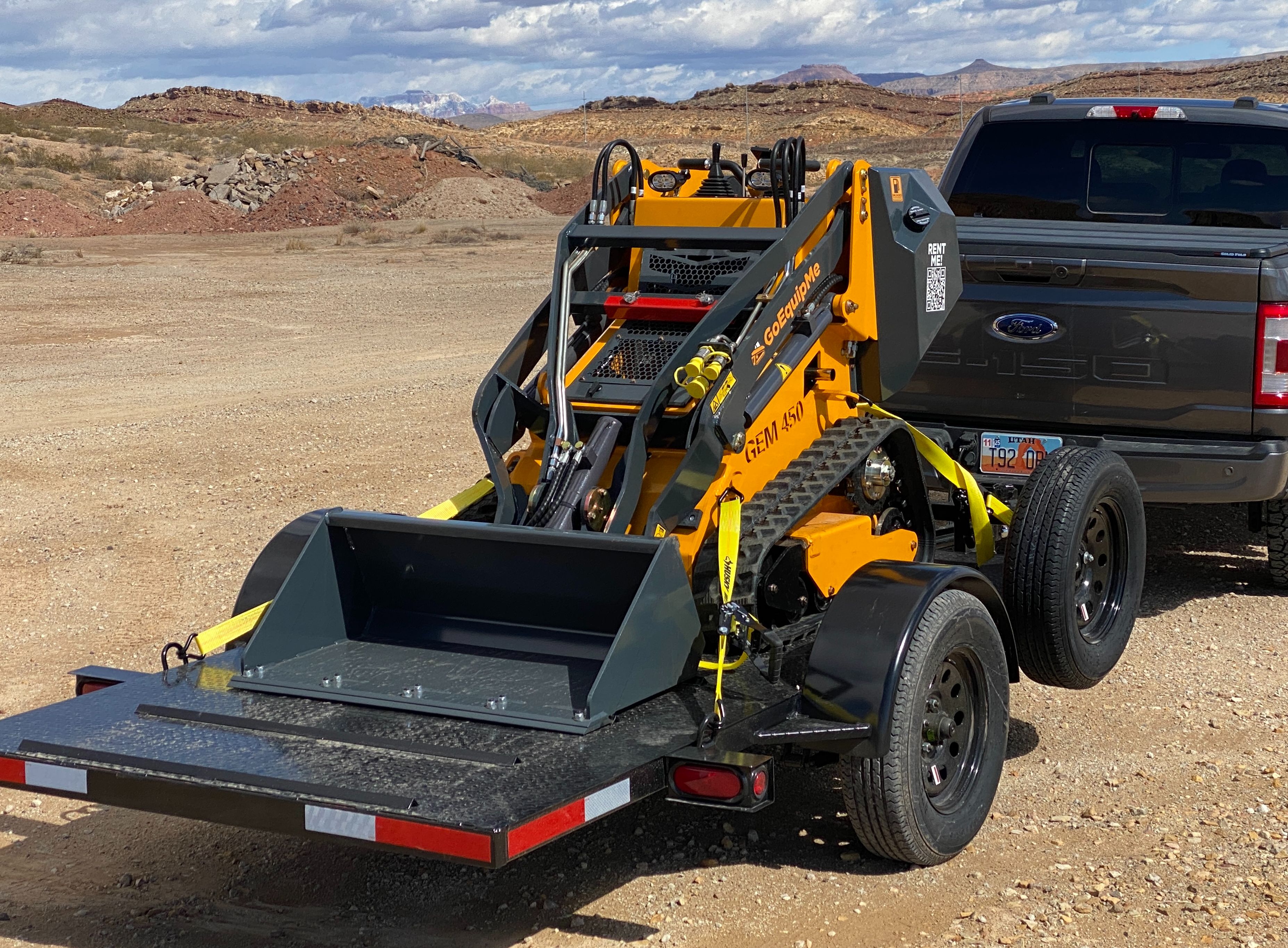 Mini Skid Steer Loader w Trailer